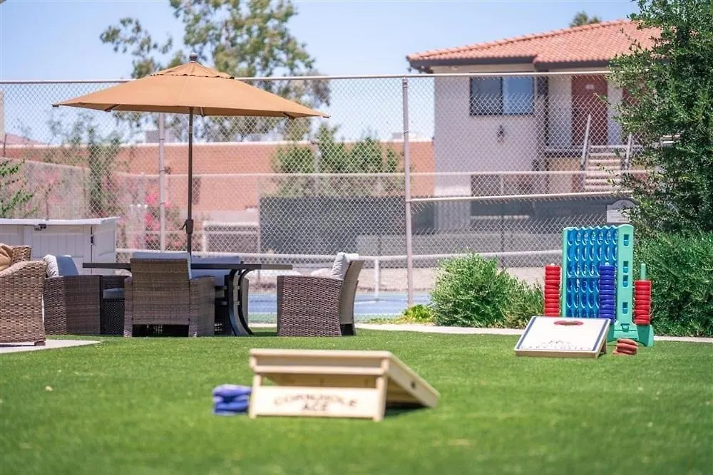 206 Fully Furnished 1Br Suite-Prime Location Scottsdale 0*,  ABD